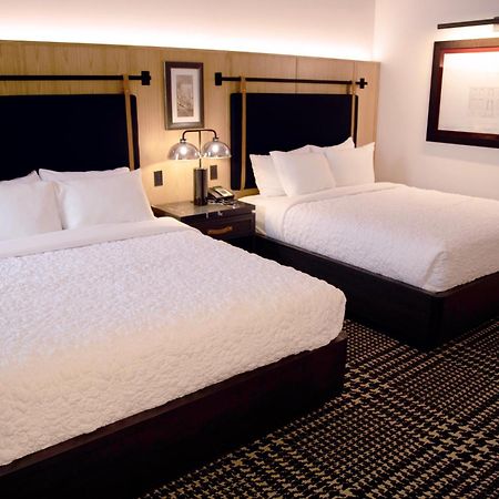 The Rose Gaming Resort Dumfries Buitenkant foto